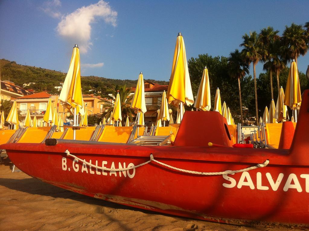 Hotel Galleano ライグエーリア エクステリア 写真